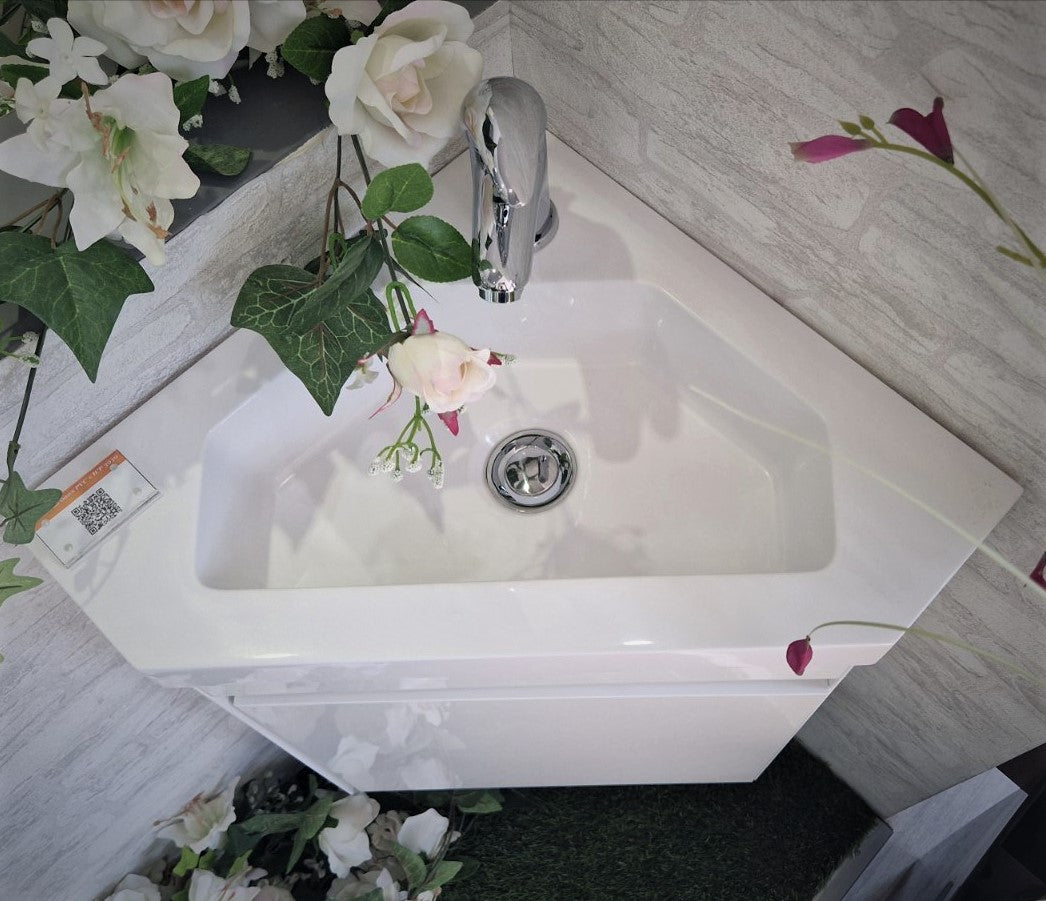 Ъглови мивка за баня с моноблок и подов сифон, идеи за малка баня, шкаф за баня, смесител за мивка, аксесоари за баня