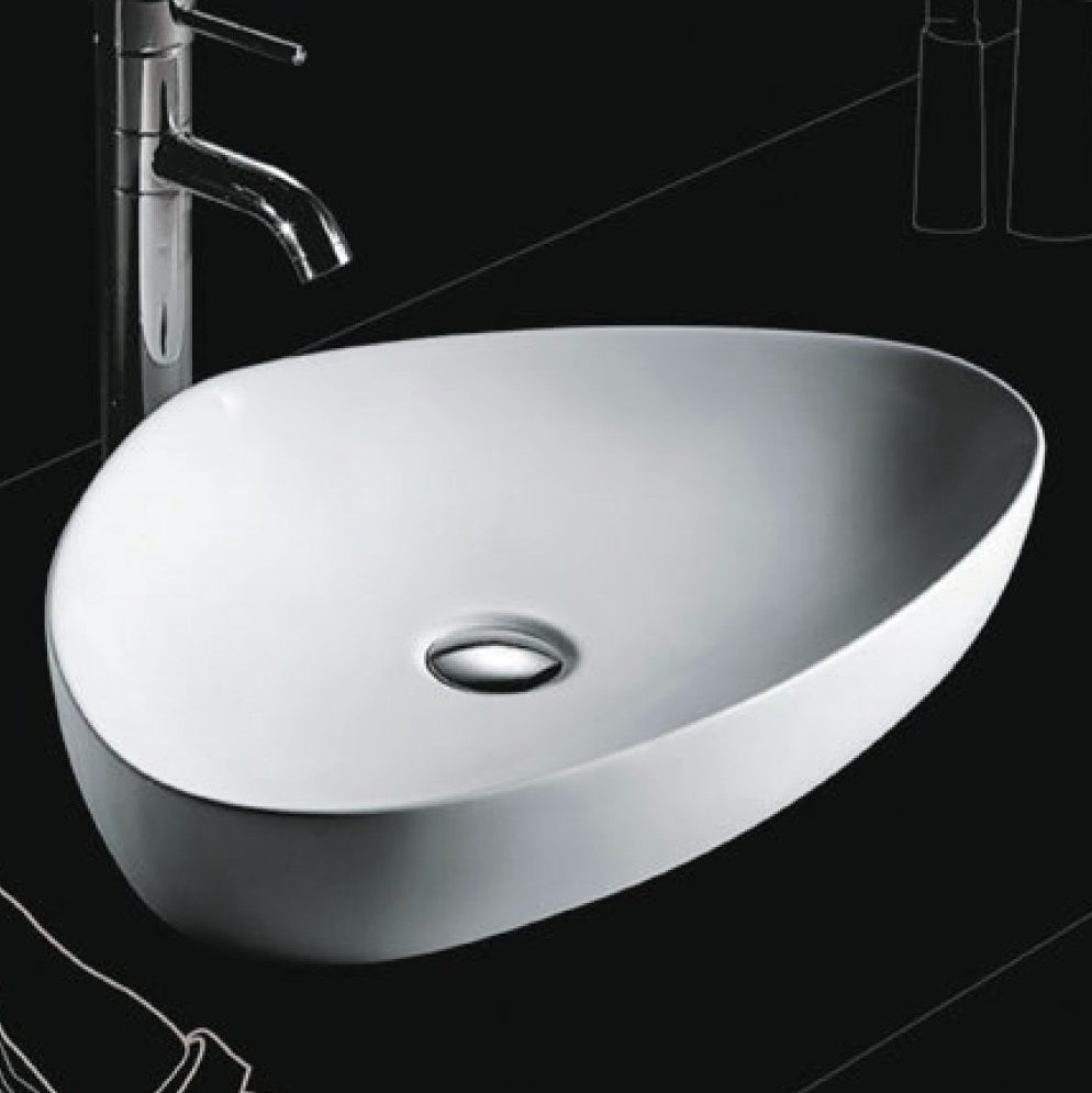 Мивки за баня - елегантен овален умивалник върху плот със смесител, идеи за мивка за баня и аксесоари