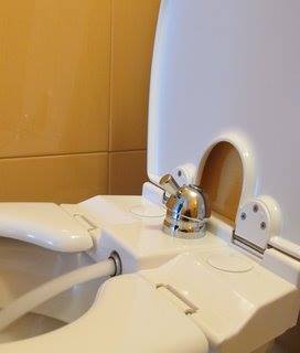 Дъска биде с вграден смесител и регулиране напред-назад, италианско производство - онлайн магазин KERANOVA