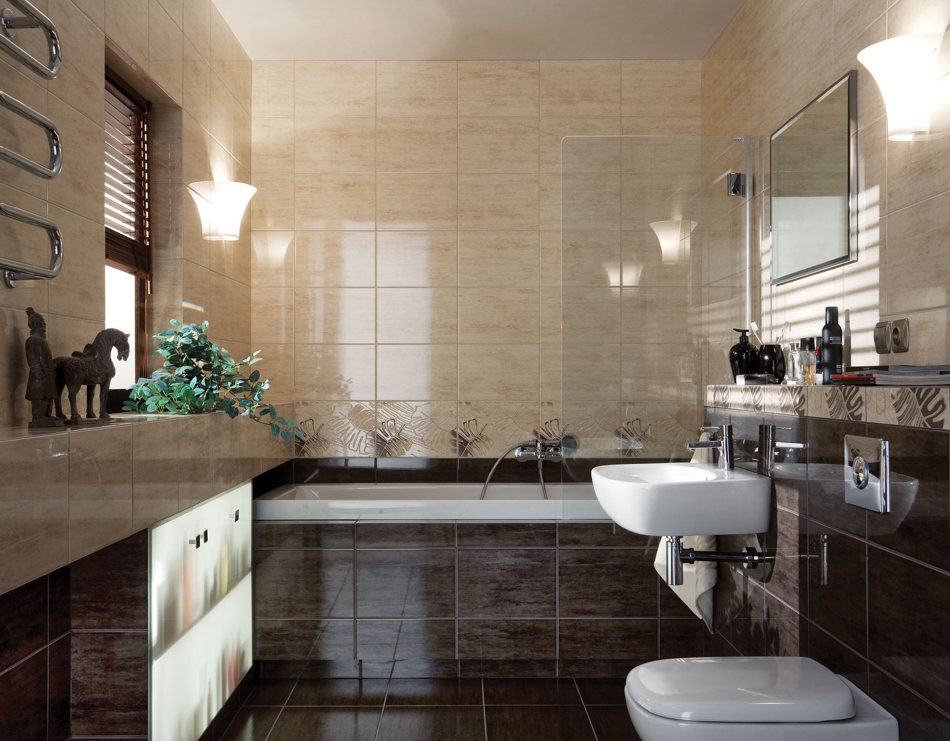 Баня Toscana 25x36 - гланцирани полски плочки в модерен бежово-кафяв дизайн в онлайн магазин KERANOVA