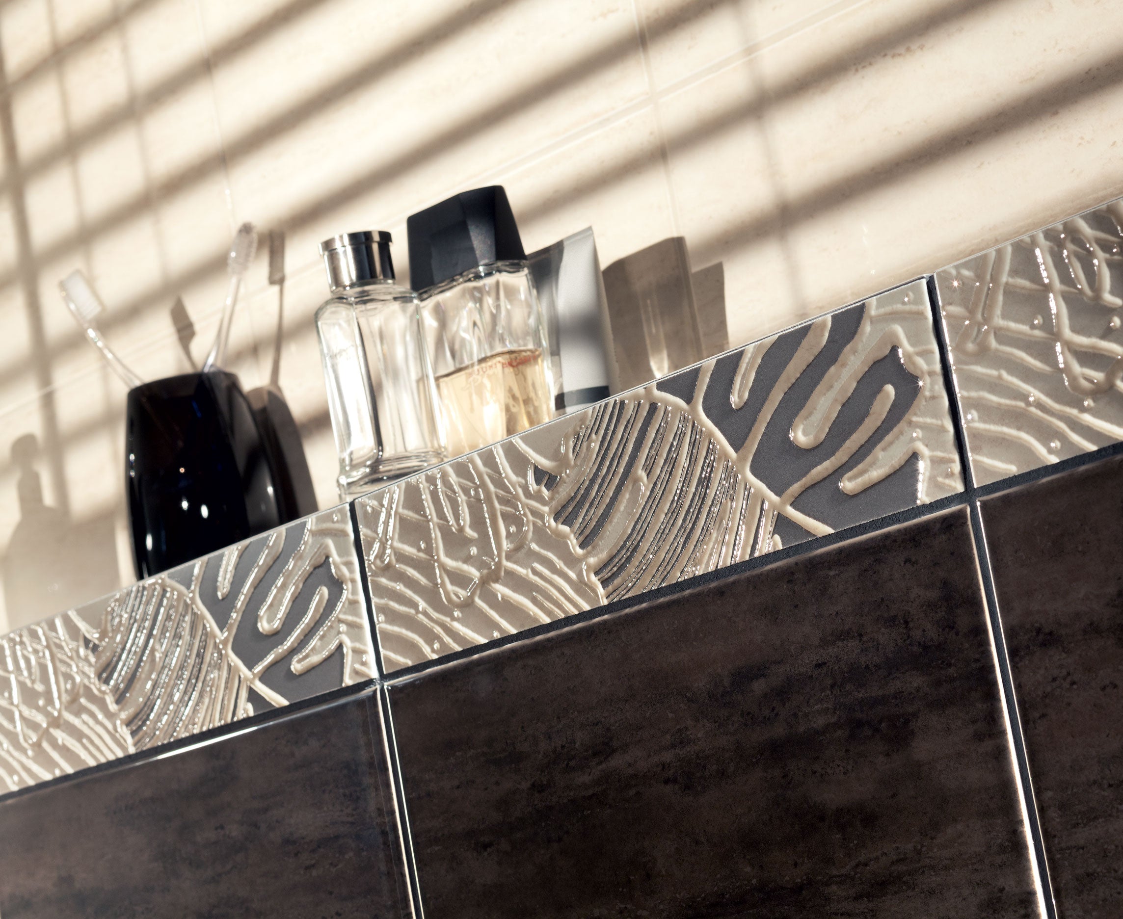 Баня Toscana 25x36 - гланцирани декоративни плочки с модерен италиански дизайн, онлайн магазин KERANOVA