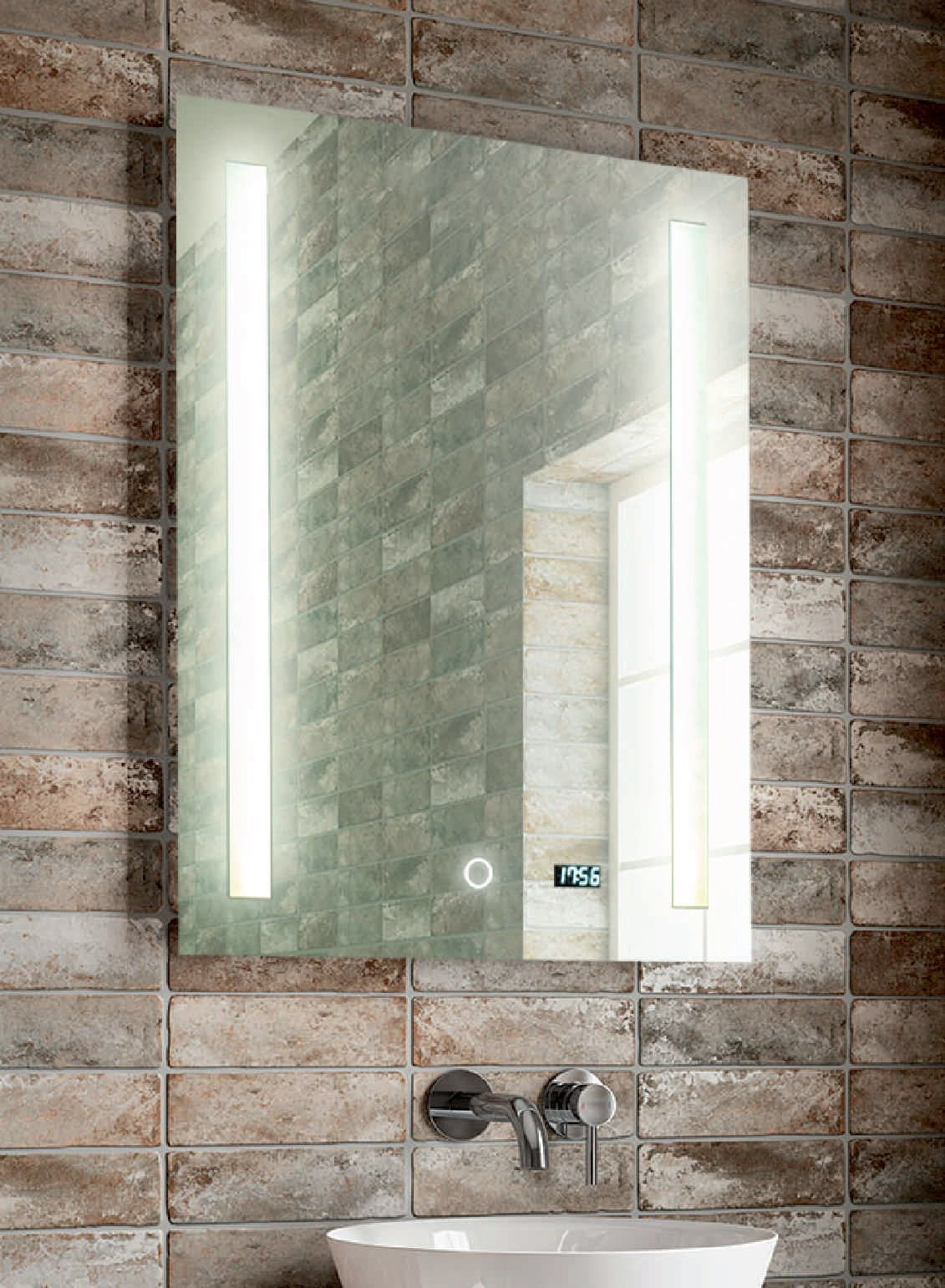 Огледало с осветление 60х70 см. за баня с LED лента, Touch Screen, часовник и антифог нагревател – онлайн магазин KERANOVA