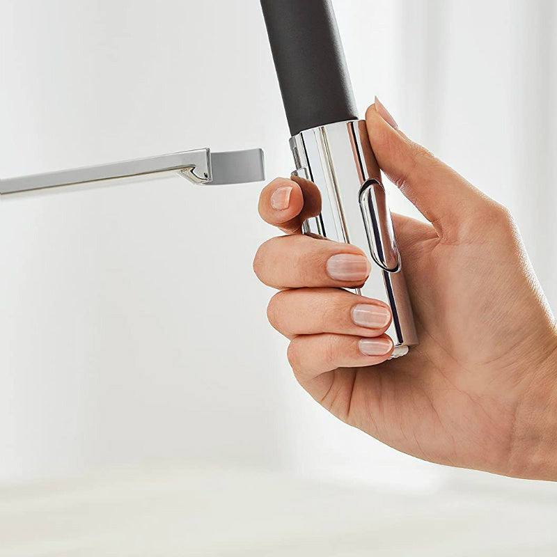 Кухненски смесител Grohe Concetto с професионален душ GROHFlexx и магнитно закрепване, хромировано покритие за онлайн магазин KERANOVA