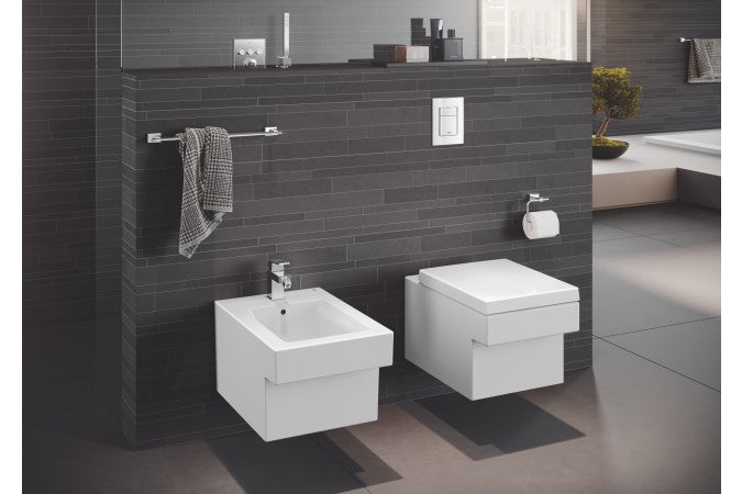 Rimless конзолна тоалетна Cube Ceramic - Grohe в модерна баня, без ръб, скрит монтаж, KERANOVA онлайн магазин