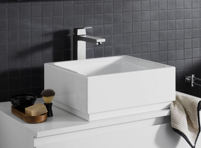 Мивка купа Cube Ceramic 40 см. - Grohe бяла върху плот, Grohe Pureguard антибактериално покритие, онлайн магазин за обзавеждане за бани KERANOVA