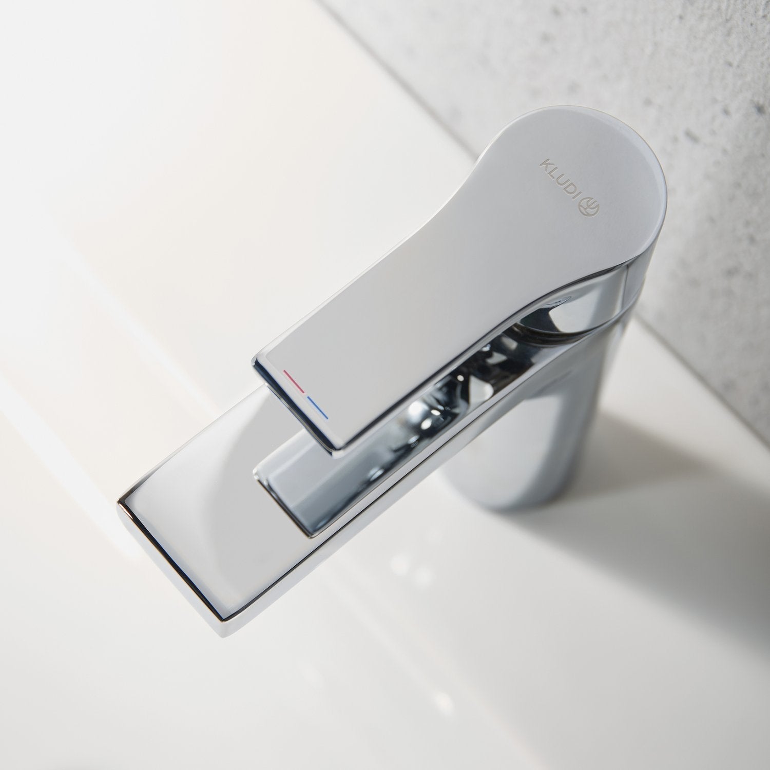 Смесител за мивка Kludi Zenta Chrome хром, масивна ръкохватка, аератор с регулатор, бърз монтаж - онлайн магазин KERANOVA