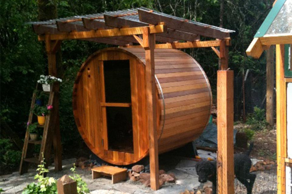 Градинска сауна Rustic от червен кедър 245x185x200 см - 8FT на открито под навес, дървена барел сауна от червен кедър - KERANOVA