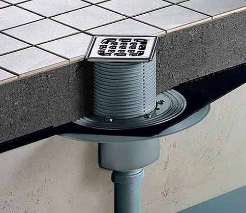 Подов сифон Advantix 557 119 за баня с воден затвор, хидроизолационен фланец и неръждаема решетка - KERANOVA онлайн магазин