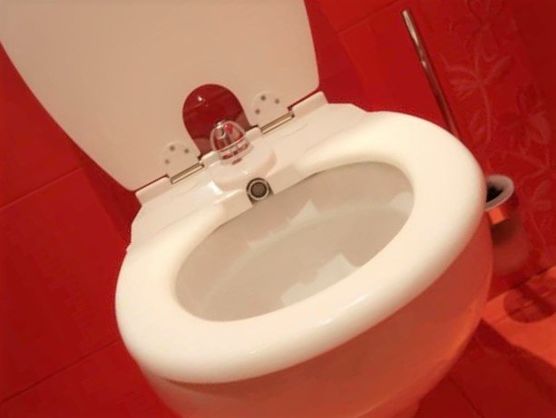 Дъска биде с вграден смесител и регулируемо придвижване за монтаж, онлайн магазин за обзавеждане за бани KERANOVA