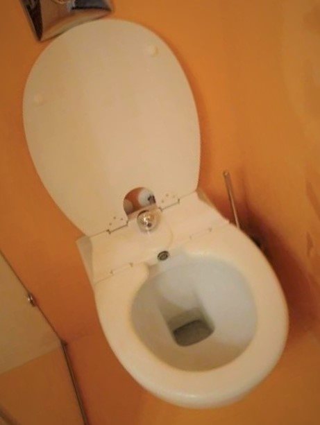 Дъска биде с вграден смесител за топла и студена вода, италианска комбинирана седалка за тоалетна - KERANOVA онлайн магазин