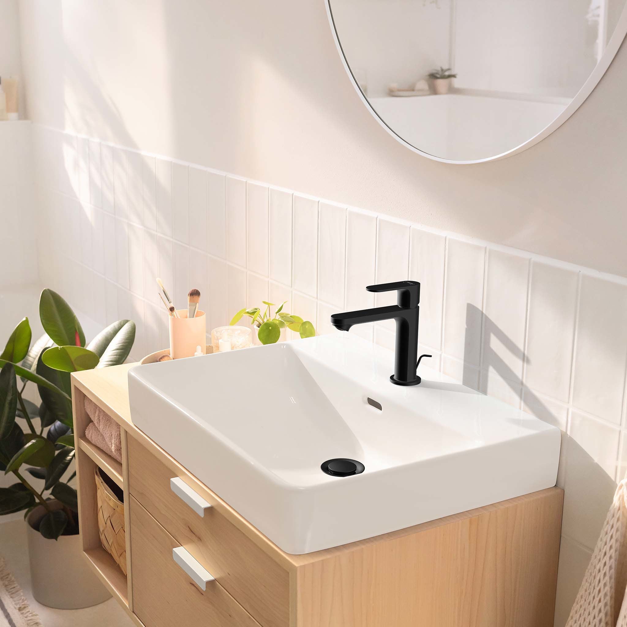 Hansgrohe Rebris S 110 Matt Black за мивка стоящ черен мат смесител за баня KERANOVA