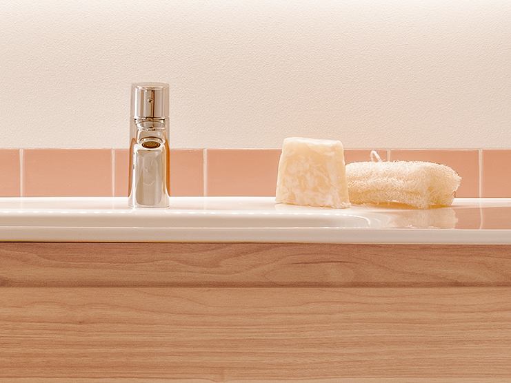 Roca Victoria Plus смесител за мивка хром, едноръкохватков стоящ смесител с фиксиран чучур — онлайн магазин KERANOVA