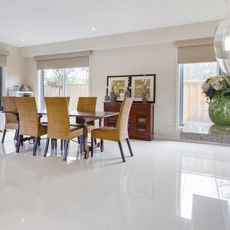 Absolute Blanc 60x60 - Biba Ceramica полирани снежнобели гранитогрес плочи в модерен трапезарен интериор KERANOVA онлайн магазин