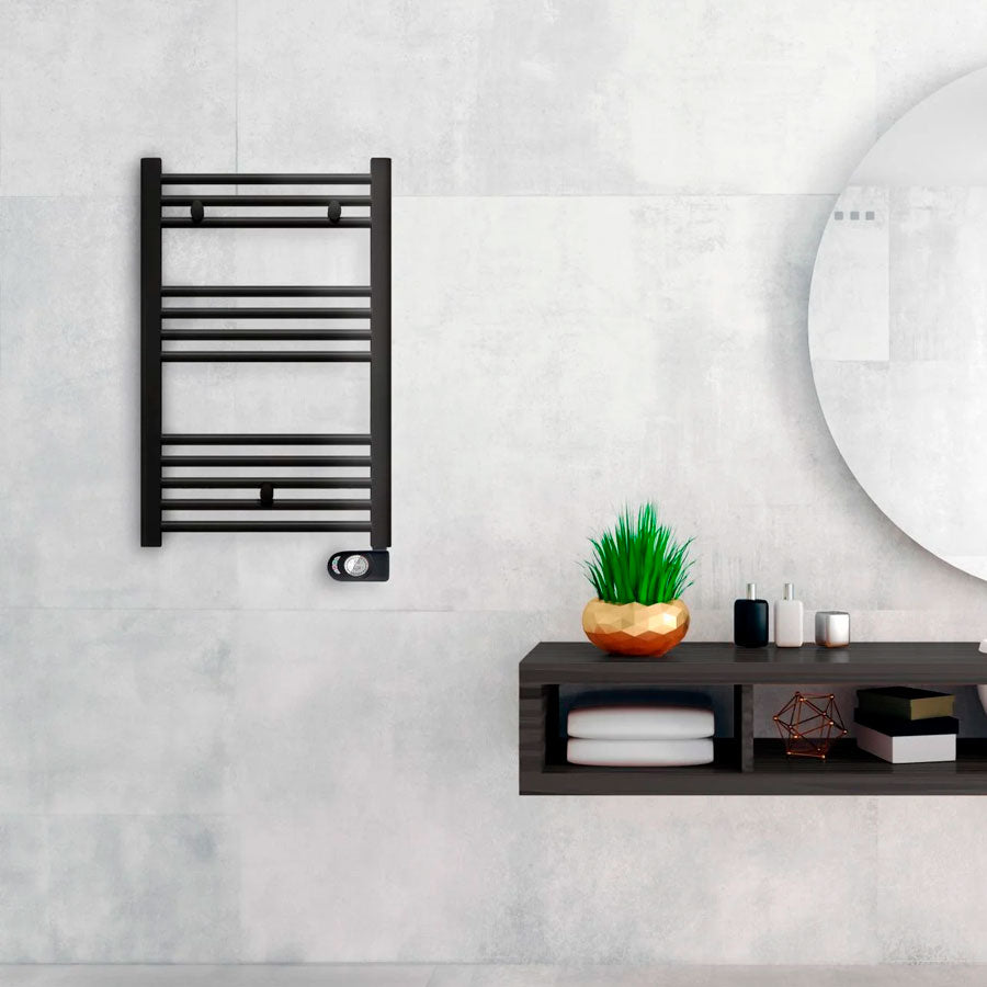 Електрическа лира Crystal E-Jade Matt Black 40x72 и 48x92 см. – матово черна стоманена електрическа лира за баня с дигитално управление, KERANOVA