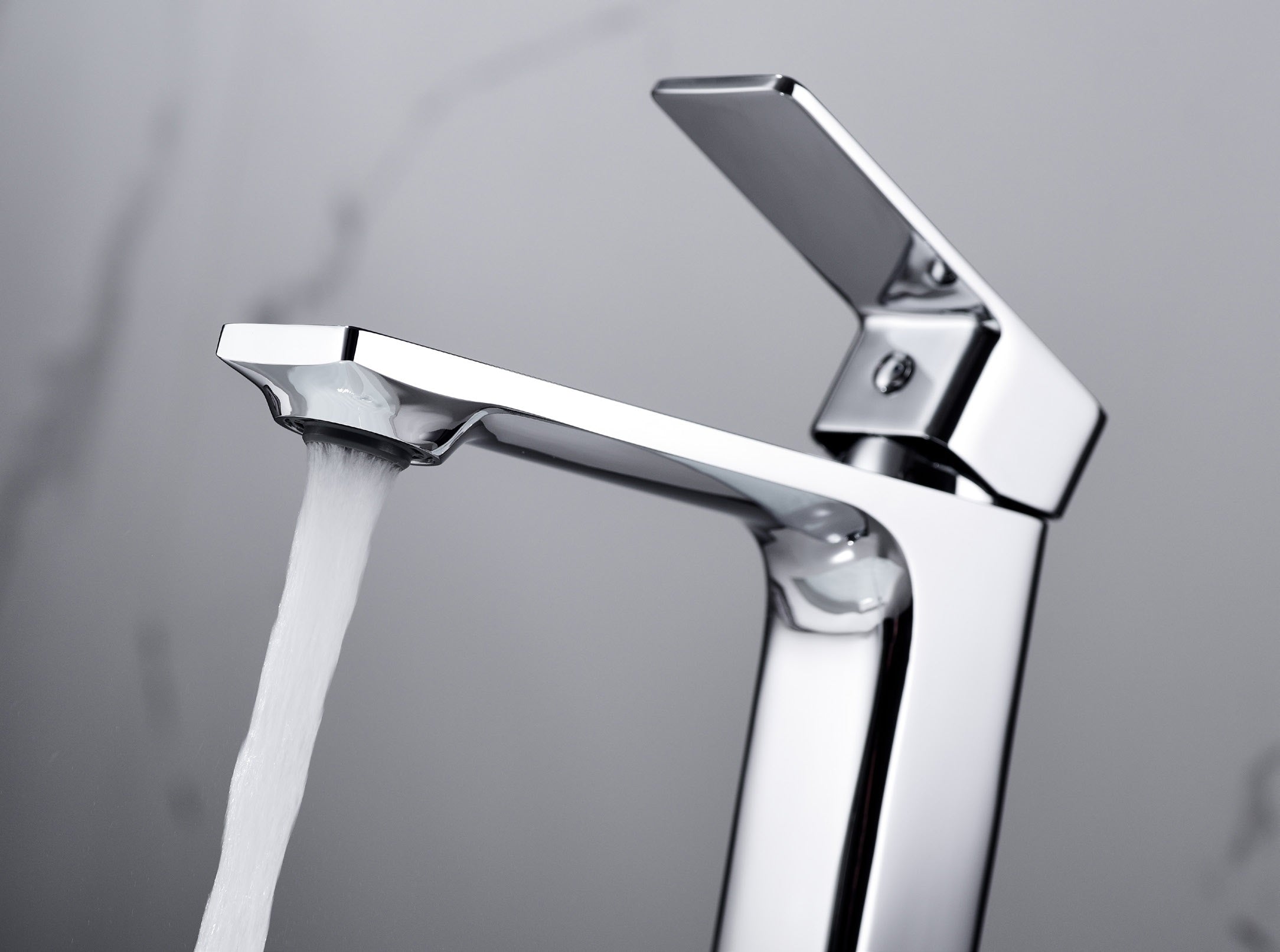 Смесител за мивка Delos Chrome стоящ хром, без изпразнител, висококачествен дизайн за баня – онлайн магазин KERANOVA