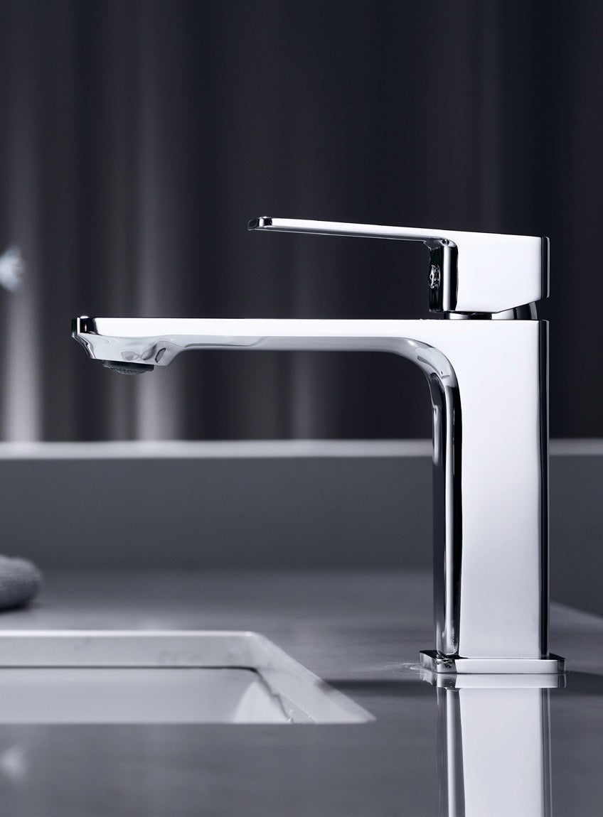 Смесител за мивка Delos Chrome - хром стоящ модел Delos Cromo FV11C299-CP в онлайн магазин за обзавеждане за бани KERANOVA