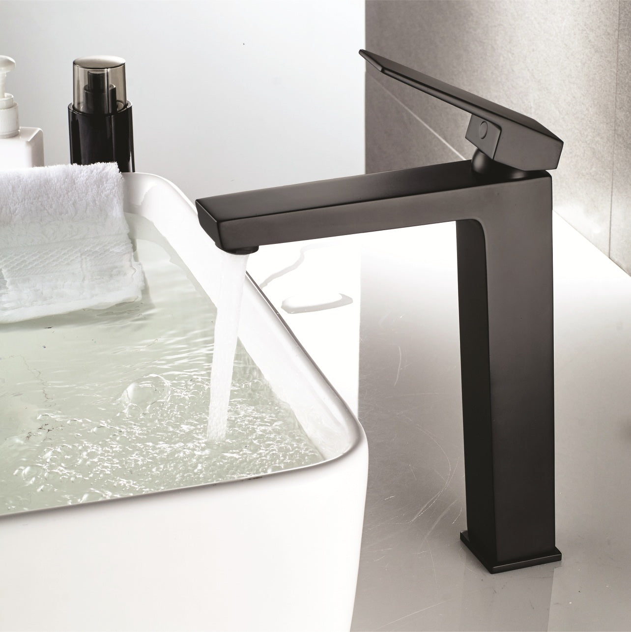 Висок смесител за мивка Elinor Matt Black - черен мат, керамичен затварящ механизъм Sedal, аератор Neopearl, онлайн магазин KERANOVA