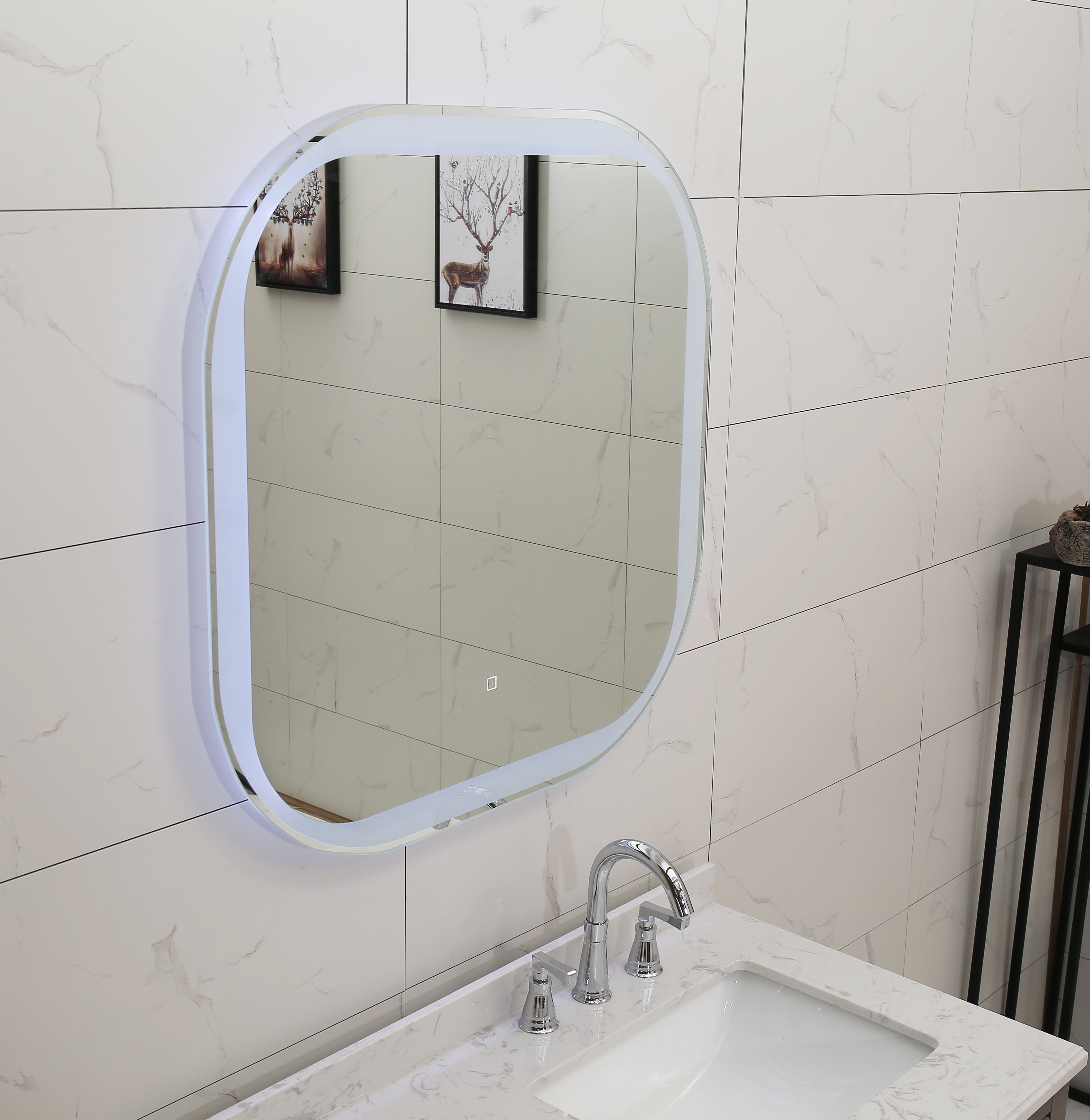 Огледало с осветление Карли 80х80 см. в бяла LED рамка, антифог нагревател и touch управление за баня - KERANOVA онлайн магазин