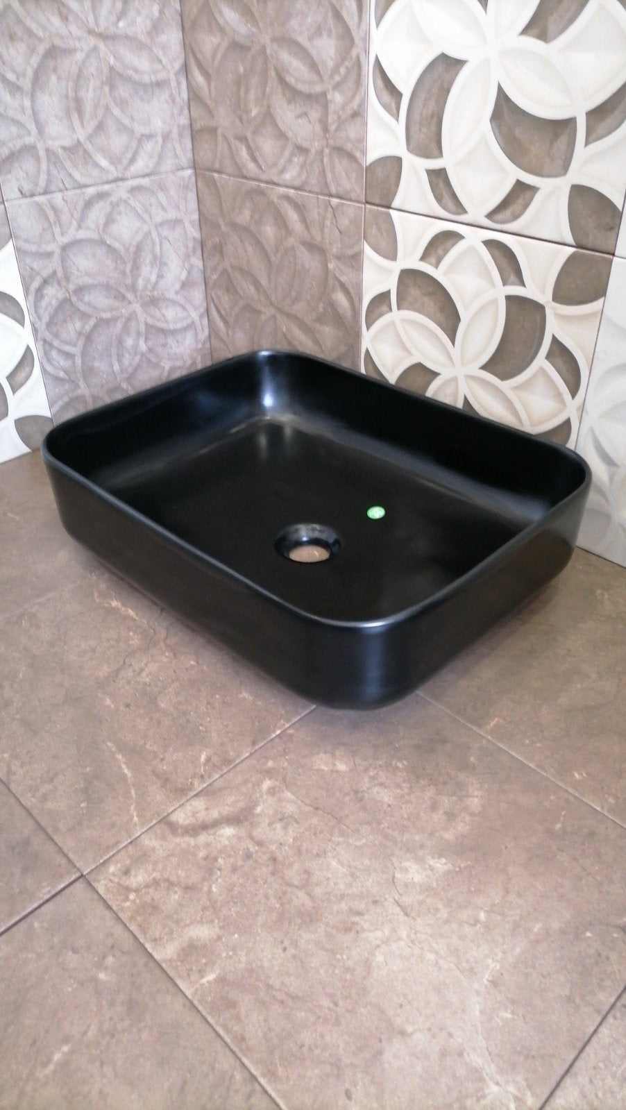 Купа SA-1453 Mat Black 50х40 см. — тънка черен мат порцеланова мивка за монтаж върху плот, онлайн магазин за обзавеждане за бани KERANOVA