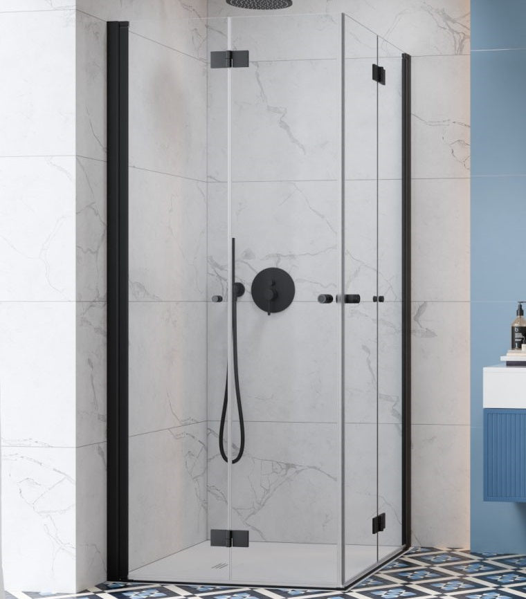 Кабина със сгъваеми врати KAX-8B Black Matt 80х80 см. Съвременен дизайн и стилна черна матова финиш.