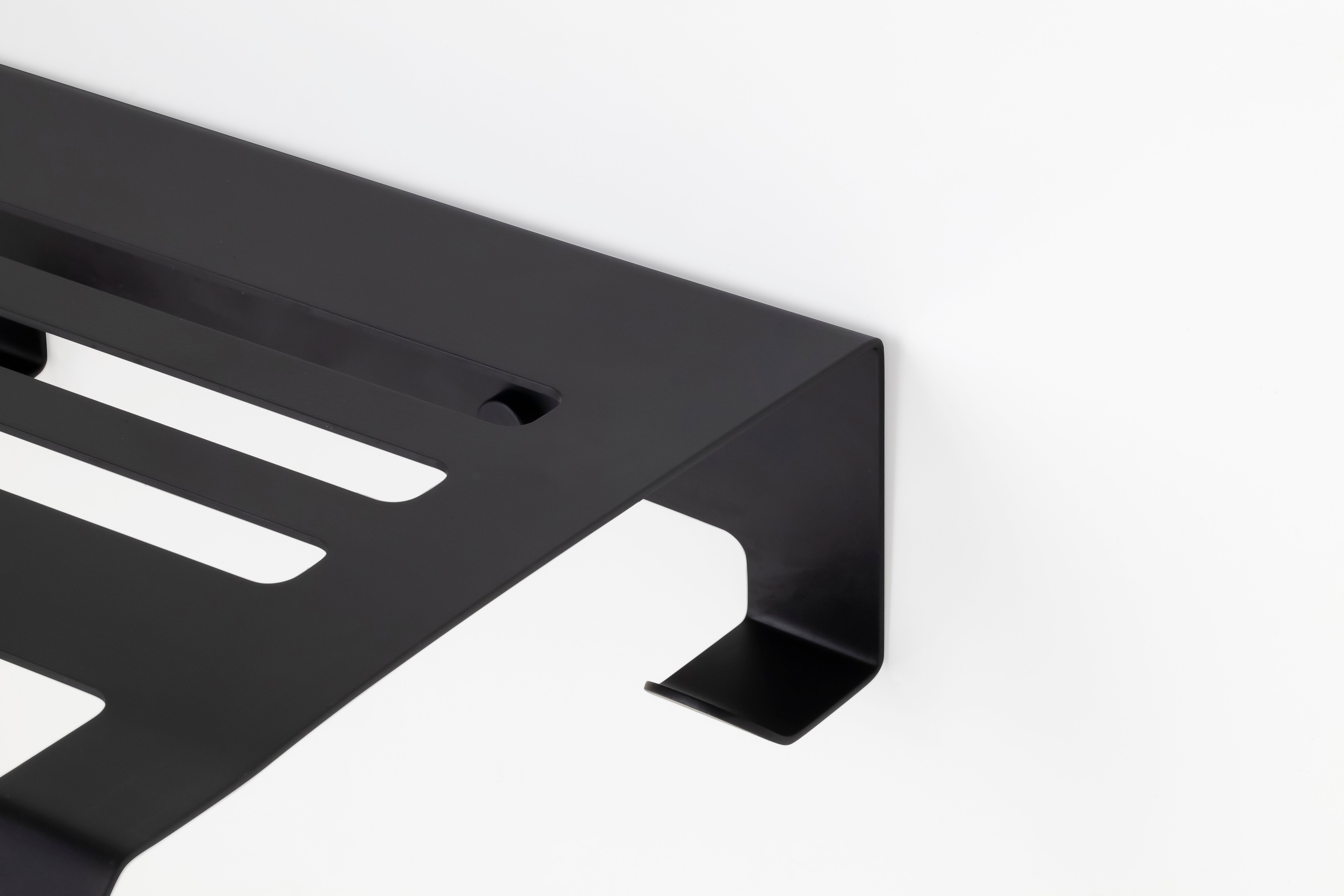 Серия SLIM - Matt Black полица 45 см луксозен матов черен аксесоар за баня KERANOVA онлайн магазин