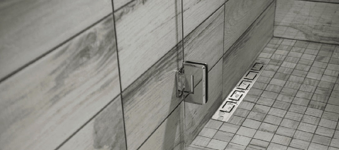 Линеен сифон Mira 40 и 60 см. - линеен сифон за баня с неръждаема решетка, ПВЦ тяло, воден затвор, регулиращи крака - KERANOVA онлайн магазин