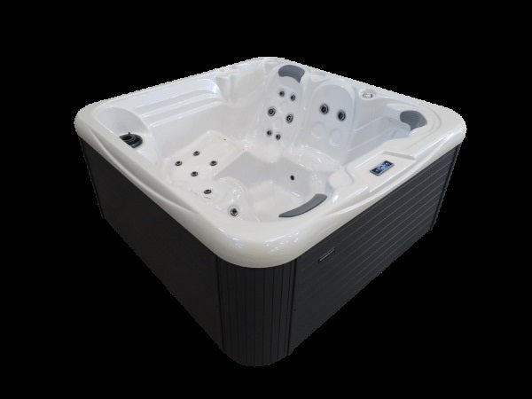 Plug and Play 3 200x200 см. бяло градинско джакузи Plug & Play 3 200x200 см. от KERANOVA, лесен монтаж и комфорт