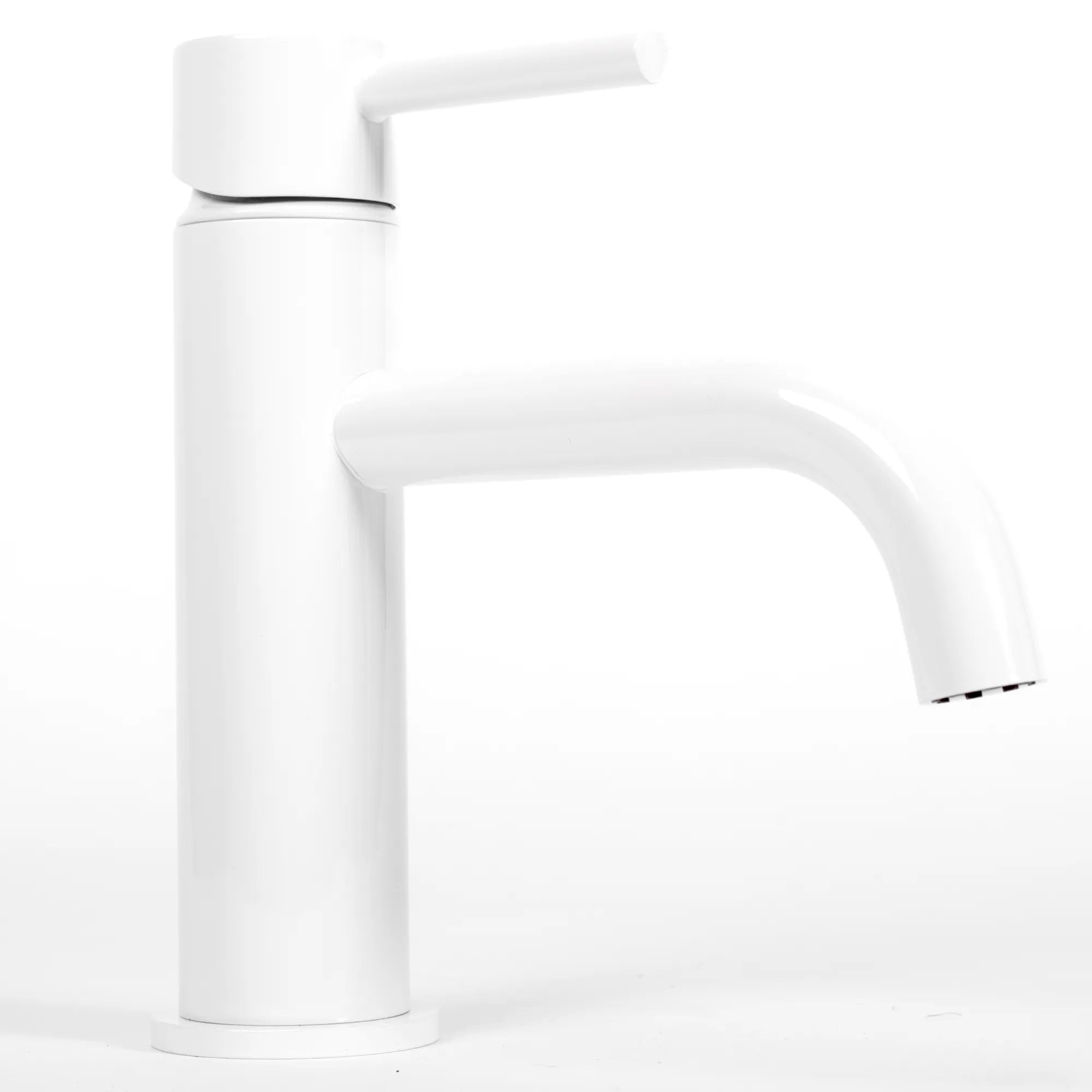 Смесител Lungo White бял мат за мивка, модерен дизайн, керамичен механизъм, дължина чучур 11.5 см – KERANOVA онлайн магазин