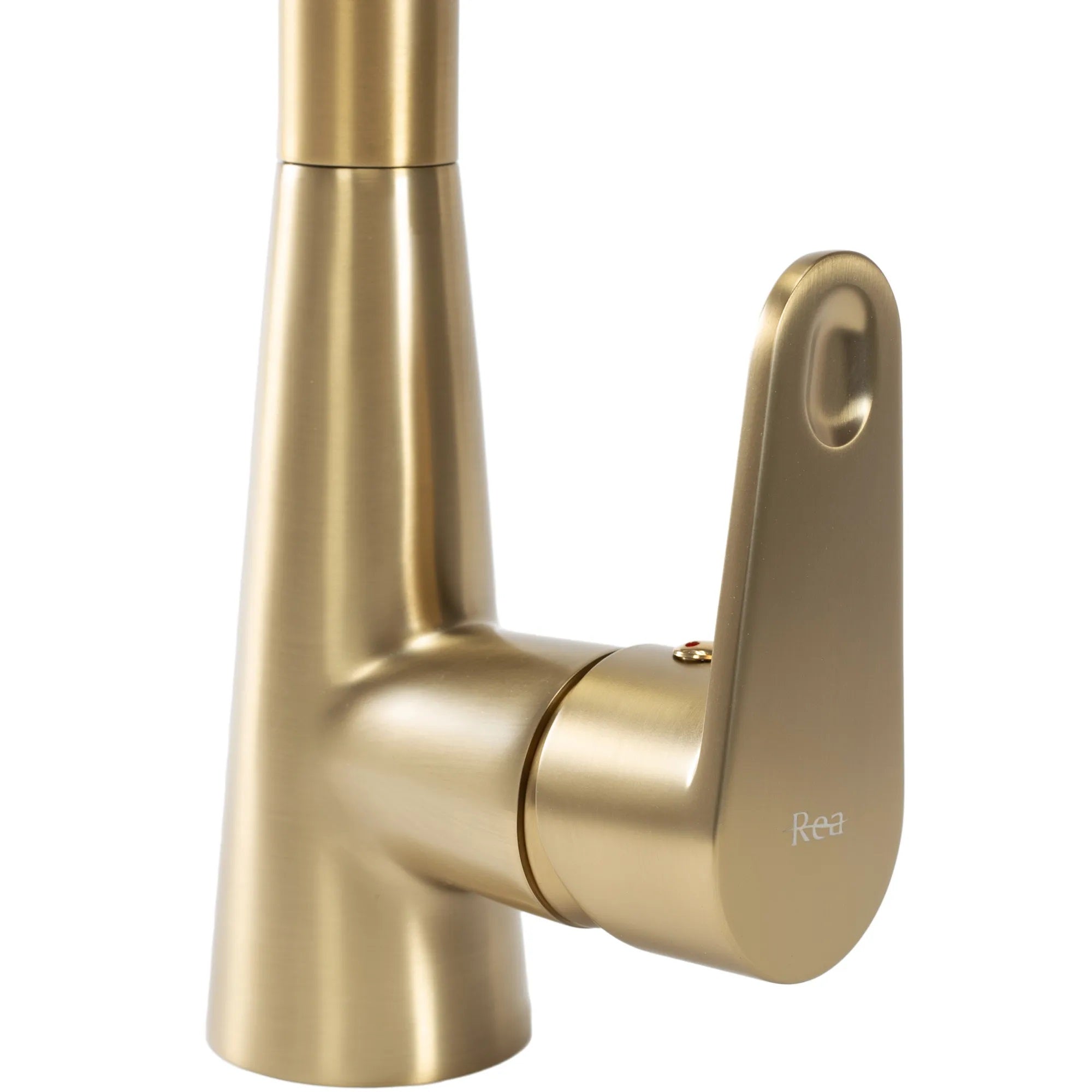 Кухненски смесител Mild Brush Gold - матирано злато, едноръкохватков, изтеглящ накрайник, аератор, 5 г. гаранция | KERANOVA онлайн магазин