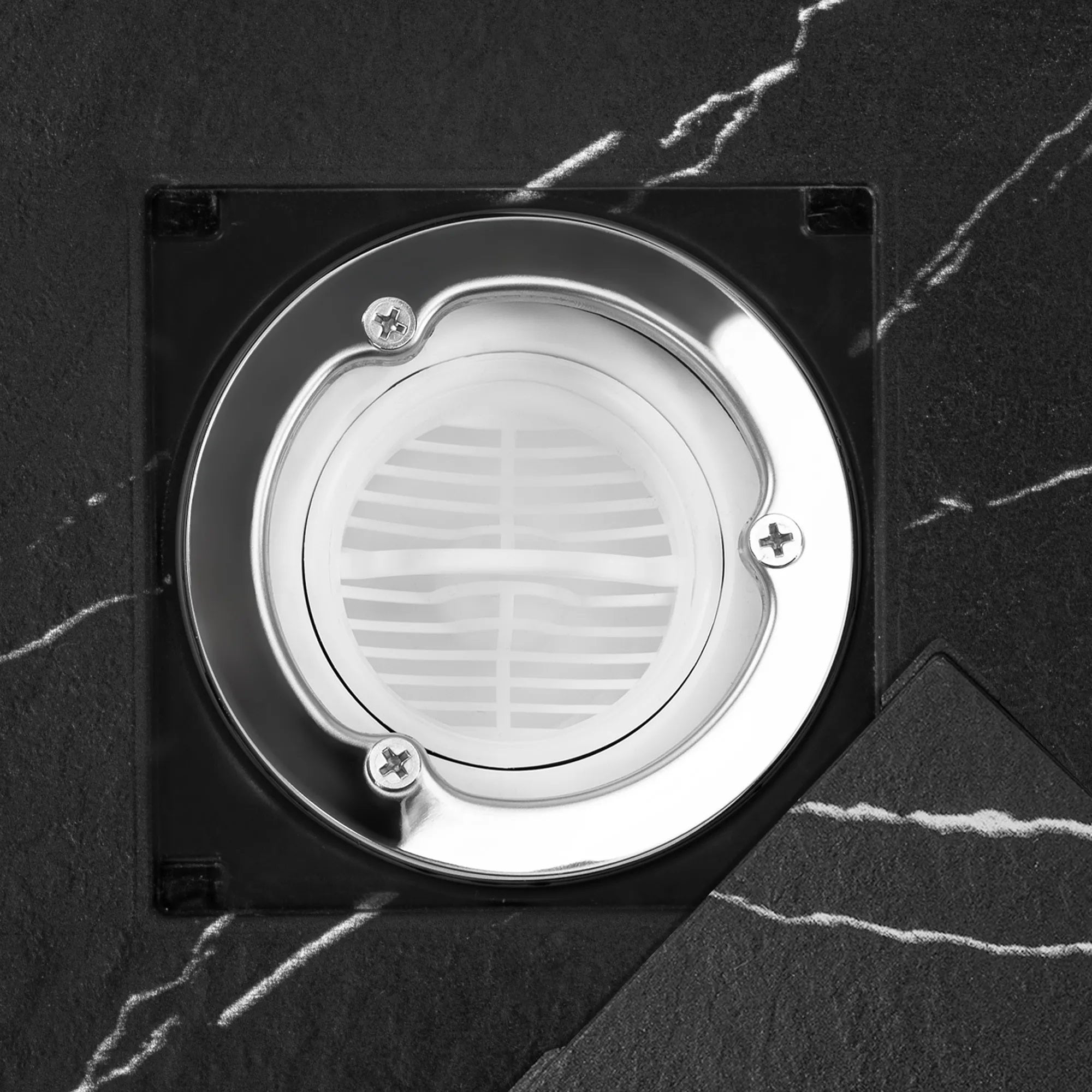 Душ корито Magnum Carrara Black - 100х80, 90х90 и 120х90 см. - черно корито с хромиран сифон и анти-слип повърхност за баня - KERANOVA онлайн магазин