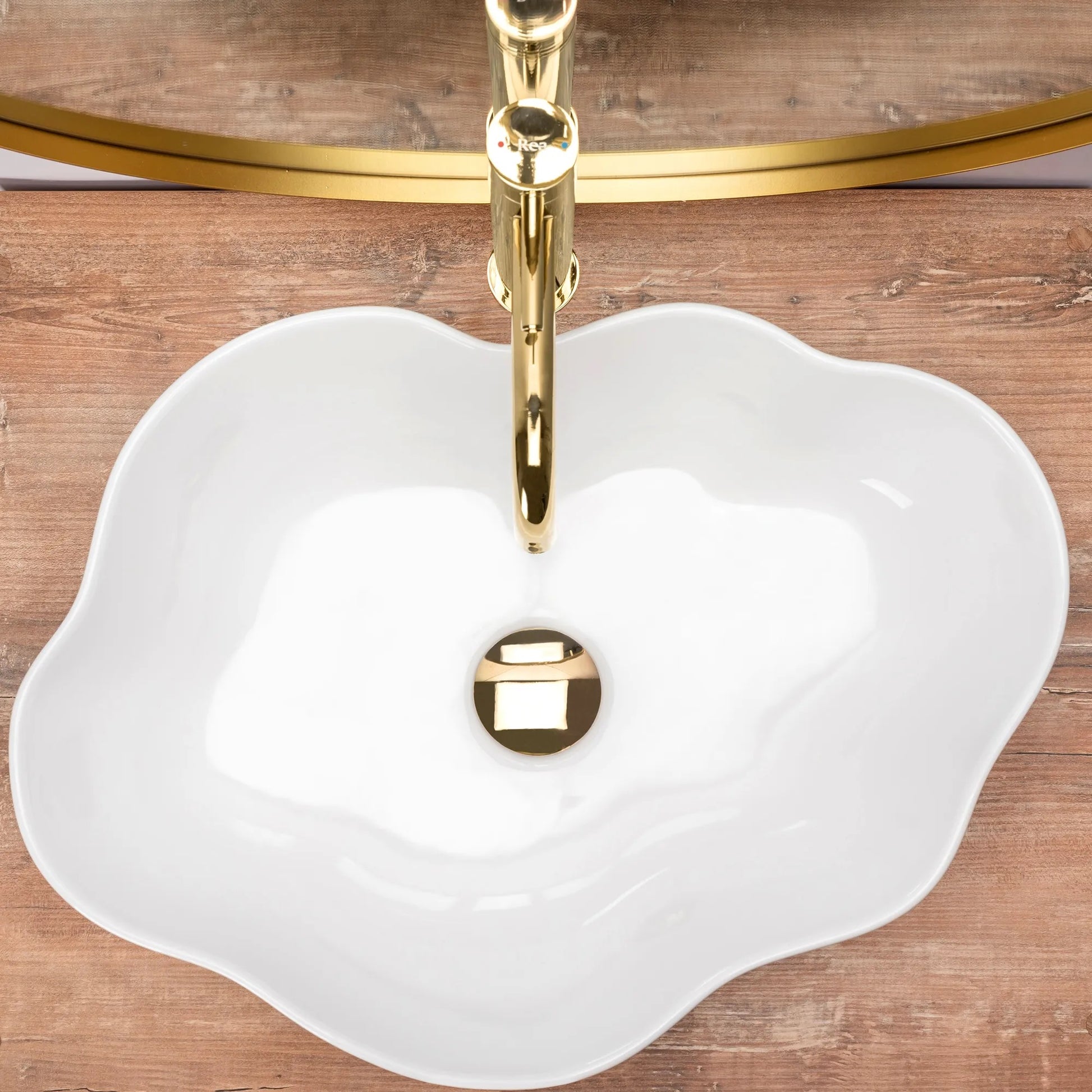Умивалник за плот Pearl White 52х38 см. снежнобял дизайнерски умивалник за монтаж върху плот в онлайн магазин KERANOVA