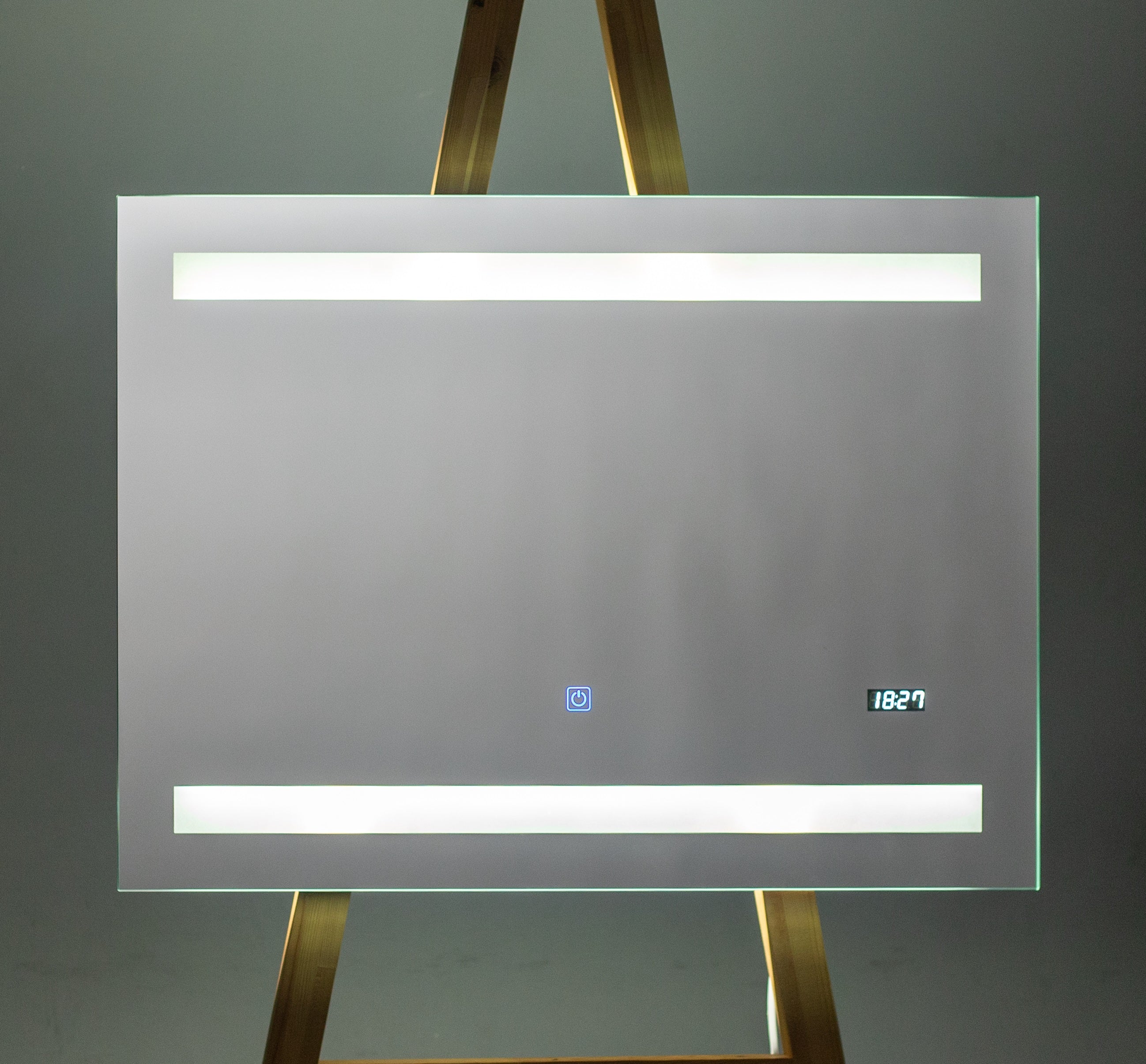 Огледало с осветление 80х60 см. за баня KERANOVA с LED ленти, часовник, touch управление и антифог нагревател