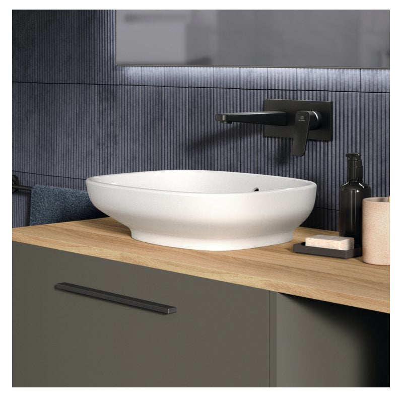 Мивка за монтаж върху плот I.Life B 45х37 см - Ideal Standard на плот KERANOVA, порцеланова елипсовидна бяла мивка с преливник