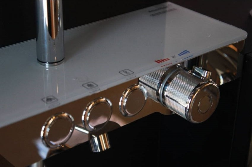 Душ колона с чучур Vema Welness термостатен смесител, душ пита, антикалк дюзи — онлайн магазин за обзавеждане за бани KERANOVA