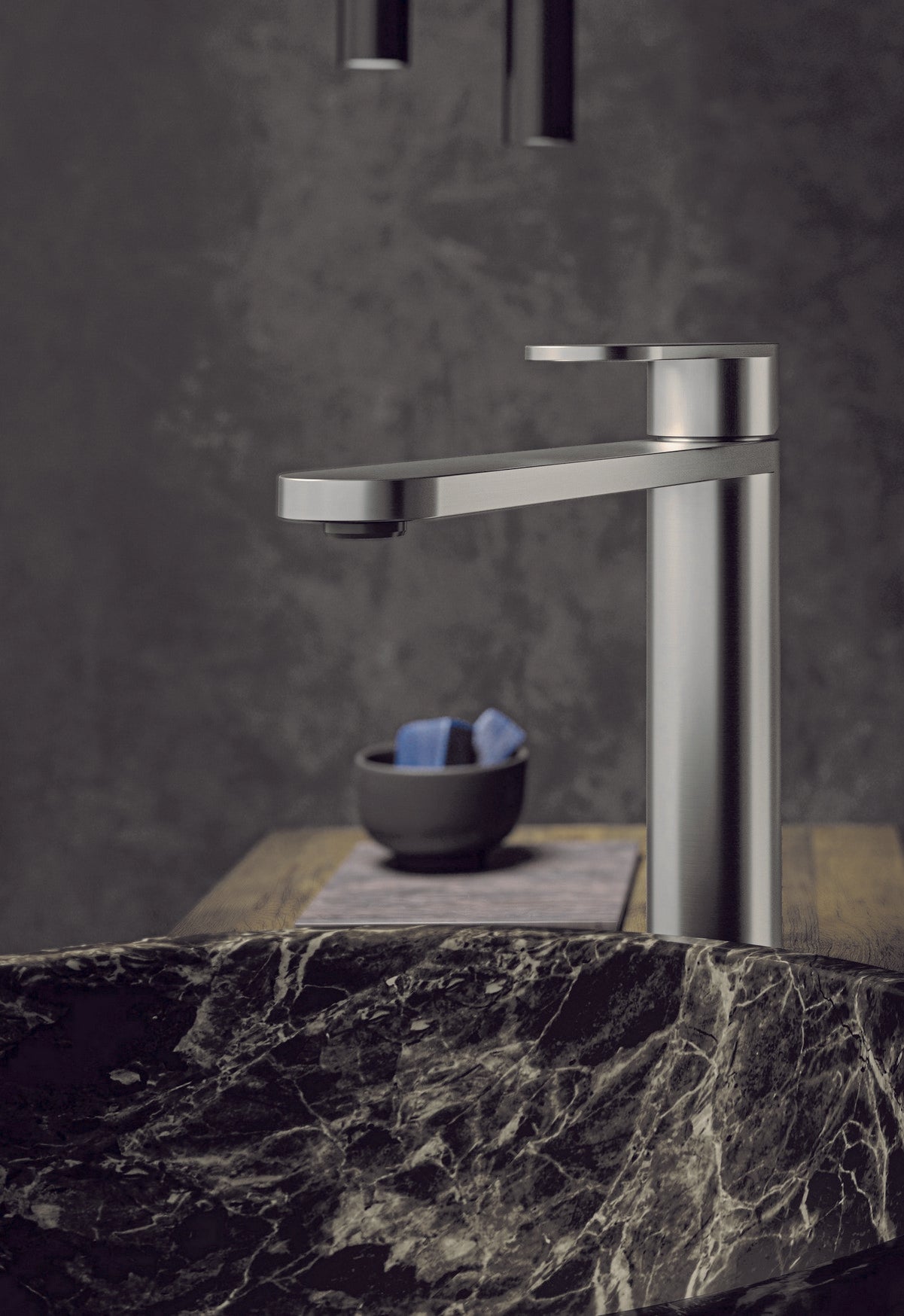 Висок смесител за мивка Vema Ayas Steel - инокс, модерен италиански смесител за баня в онлайн магазин KERANOVA