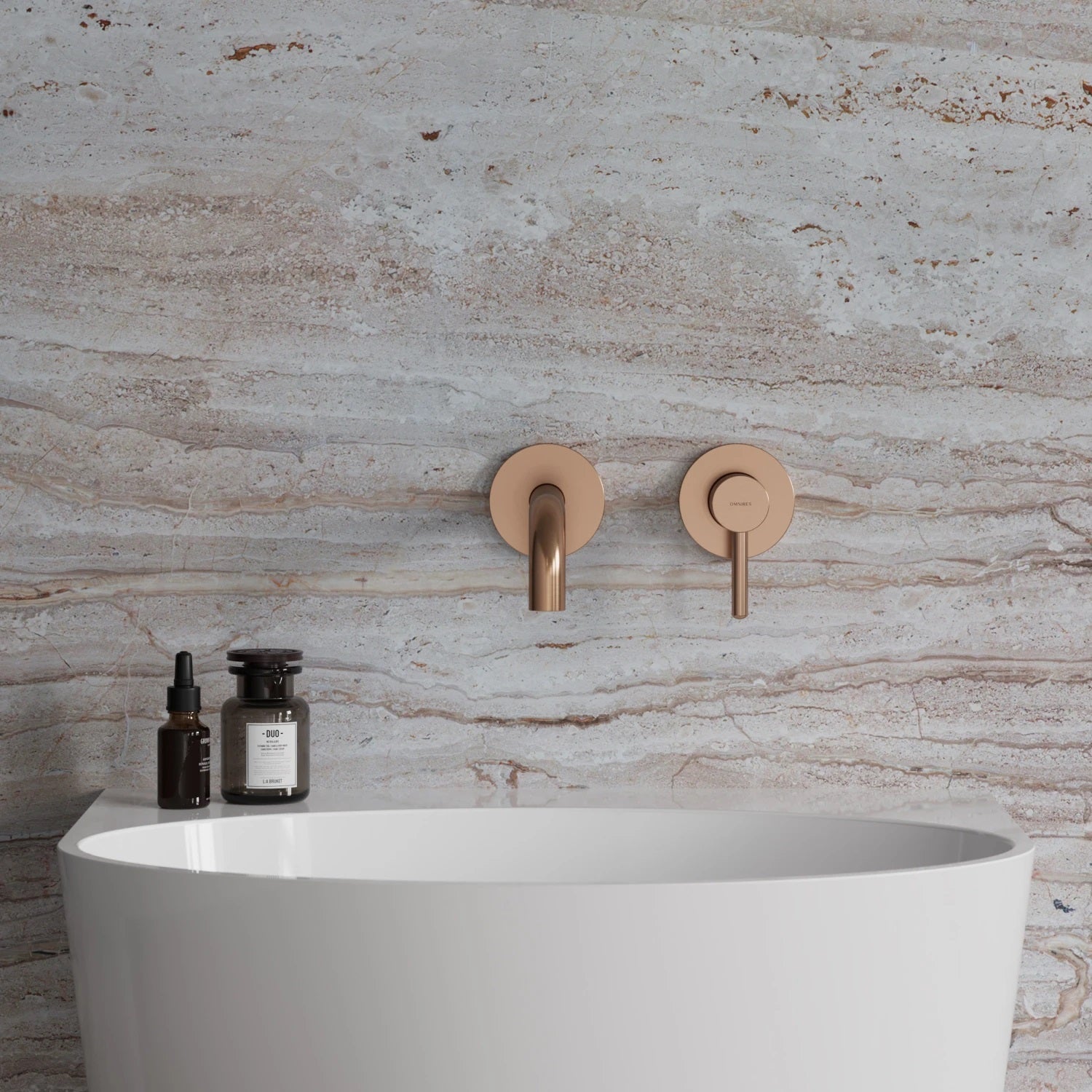 Вграден смесител за мивка Omnires Y Brushed Copper инсталиран над бяла мивка, Brushed Copper, онлайн магазин за обзавеждане за бани KERANOVA