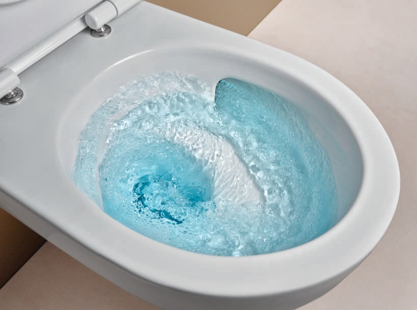 GEBERIT Sigma01 Chrome с тоалетна Geberit Acanto Turboflush – окачена тоалетна с Turboflush промиване, бързо и тихо, KERANOVA онлайн магазин