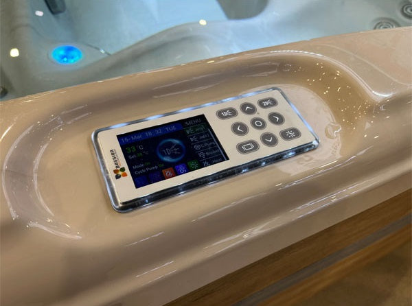 The Aurora 234x234 см. хидромасажно спа контролен панел, Eden Spas, онлайн магазин за обзавеждане за бани KERANOVA