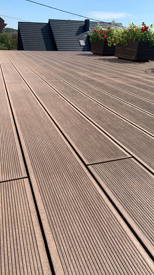 WPC декинг за настилки Berg Deck - тераса с антислип повърхност, UV защита и минимална поддръжка за онлайн магазин KERANOVA