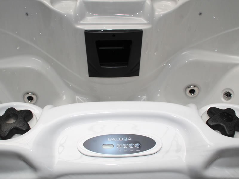 Bliss 225x100 см. хидромасажна вана с контролен панел Balboa, подлакътници и места за напитки — онлайн магазин KERANOVA