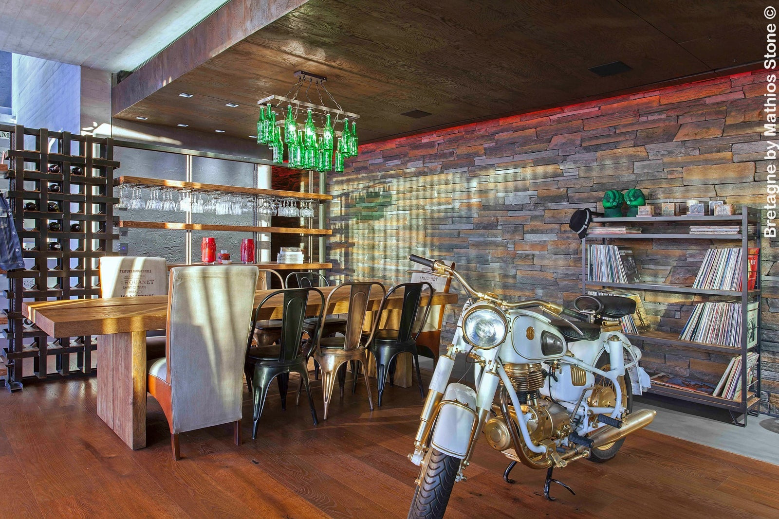 Bretagne - 4 цвята изкуствен камък за облицовка на стени в интериорно бистро, онлайн магазин за обзавеждане за бани KERANOVA