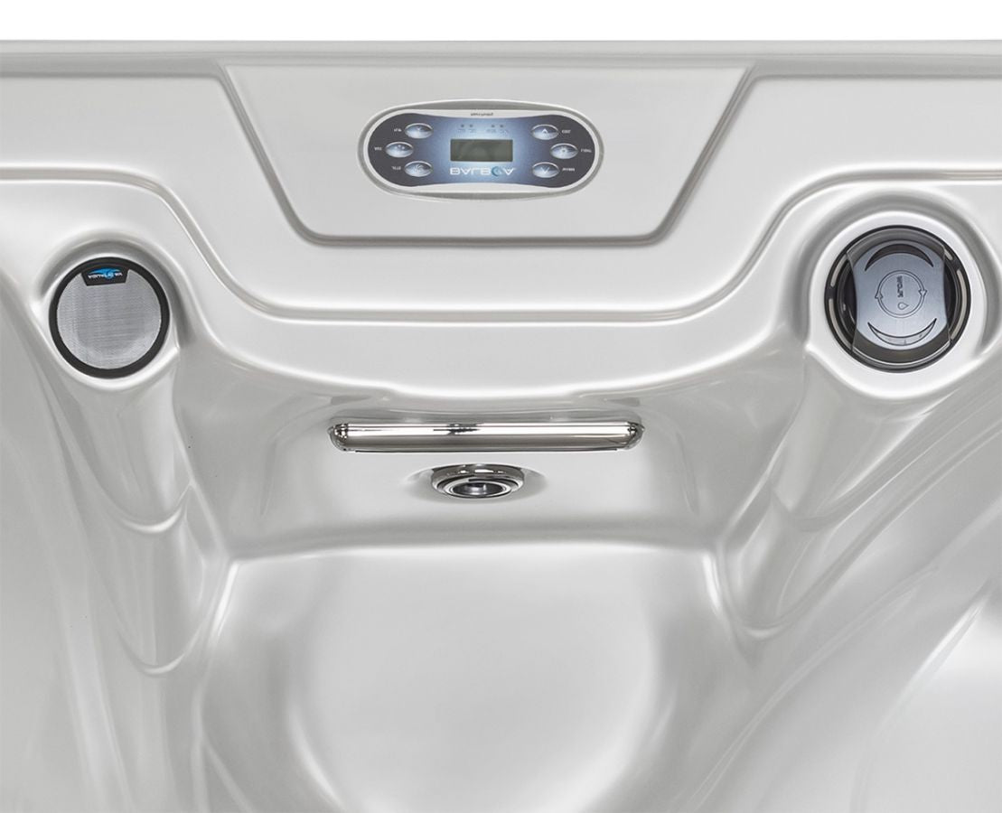 Celtic 7 220x220 см. бяло градинско джакузи с контролен панел и вградени дюзи – онлайн магазин KERANOVA