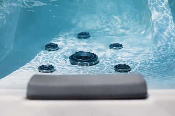 Celtic 7 220x220 см. градинско джакузи с ергономична възглавница и хидромасажни дюзи – онлайн магазин за обзавеждане за бани KERANOVA