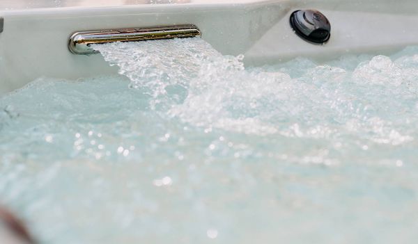 Celtic 7 220x220 см. - градинско джакузи Celtic 7 със струя вода и аеромасаж, онлайн магазин за обзавеждане за бани KERANOVA