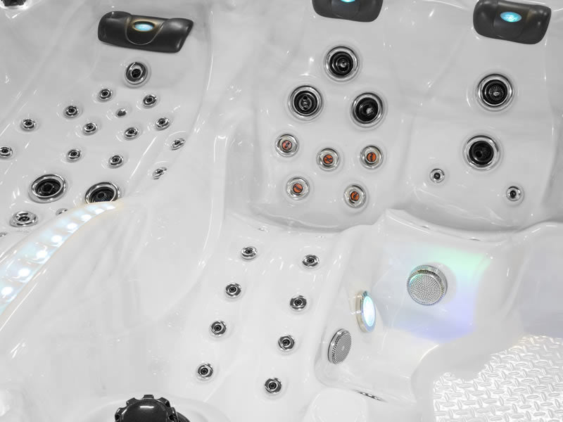 Ecstatic wave 305x228 см. луксозно седемместно СПА с множество джетове и терапевтични лежанки - онлайн магазин за обзавеждане за бани KERANOVA