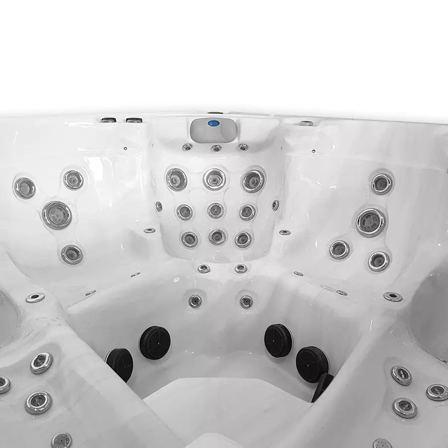 Eternal 230x230 см. луксозно пет местно джакузи с джетове, Balboa електроника, термо покривало – KERANOVA онлайн магазин
