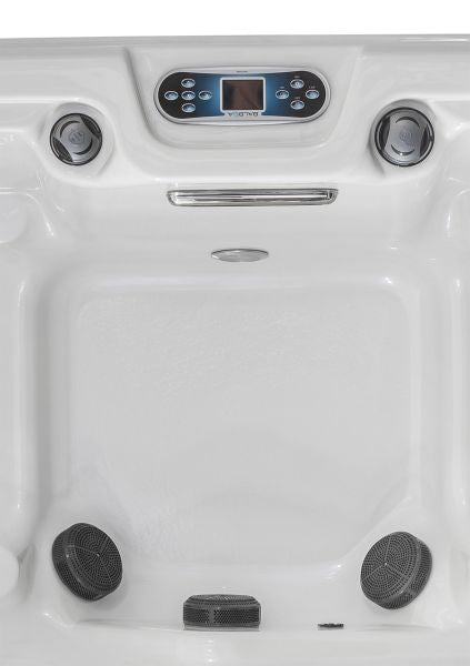Design HC 5 216x160 см. бяло градинско джакузи с панел и говорители – онлайн магазин за обзавеждане за бани KERANOVA