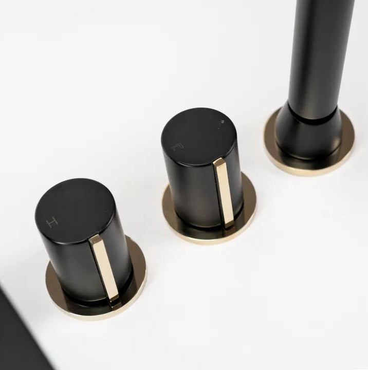 Смесител за вана Icon Black Gold 5-дупков борд смесител черно и златно - онлайн магазин KERANOVA