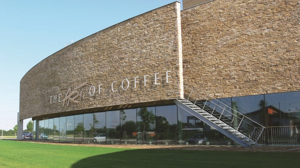 Isola - 8 цвята изкуствен камък за облицовка на стени, фасадна демонстрация в кафяв тон, онлайн магазин KERANOVA