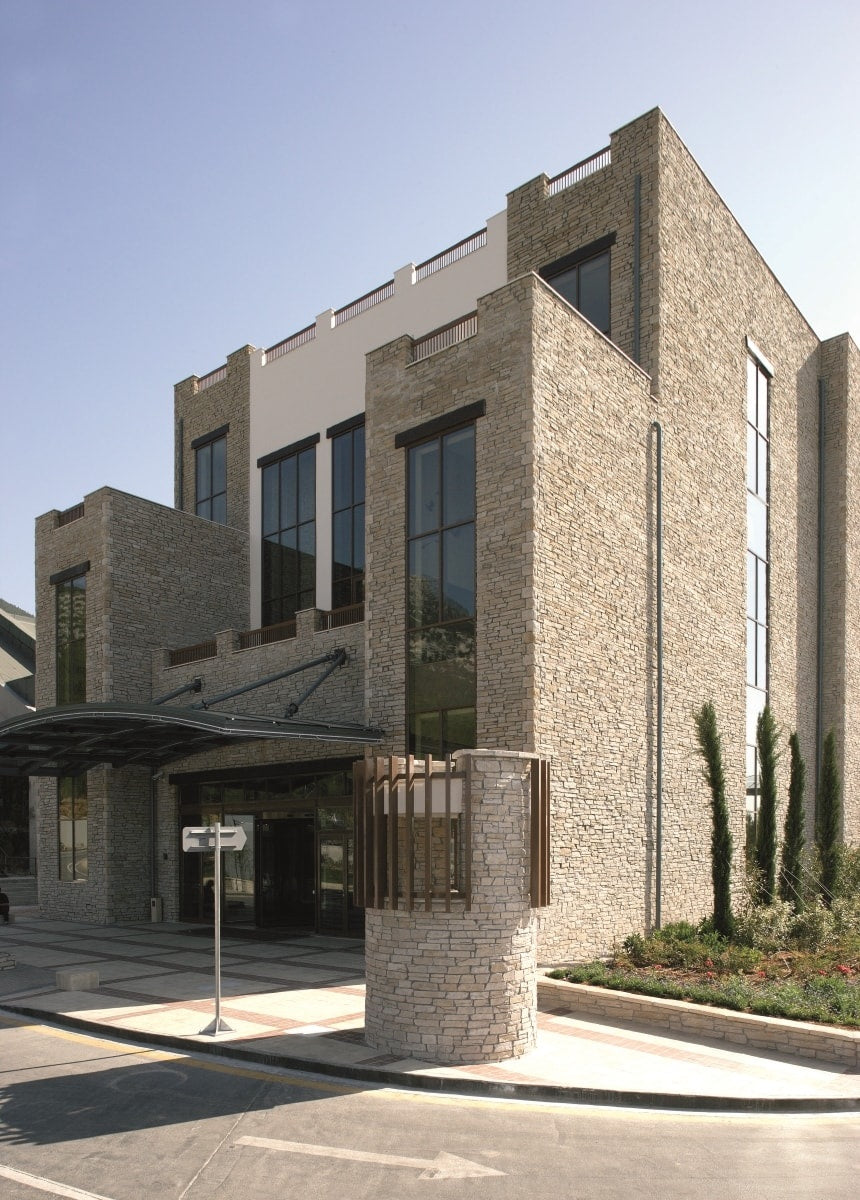 Isola - 8 цвята: фасадна облицовка от изкуствен камък за сграда, онлайн магазин за обзавеждане за бани KERANOVA